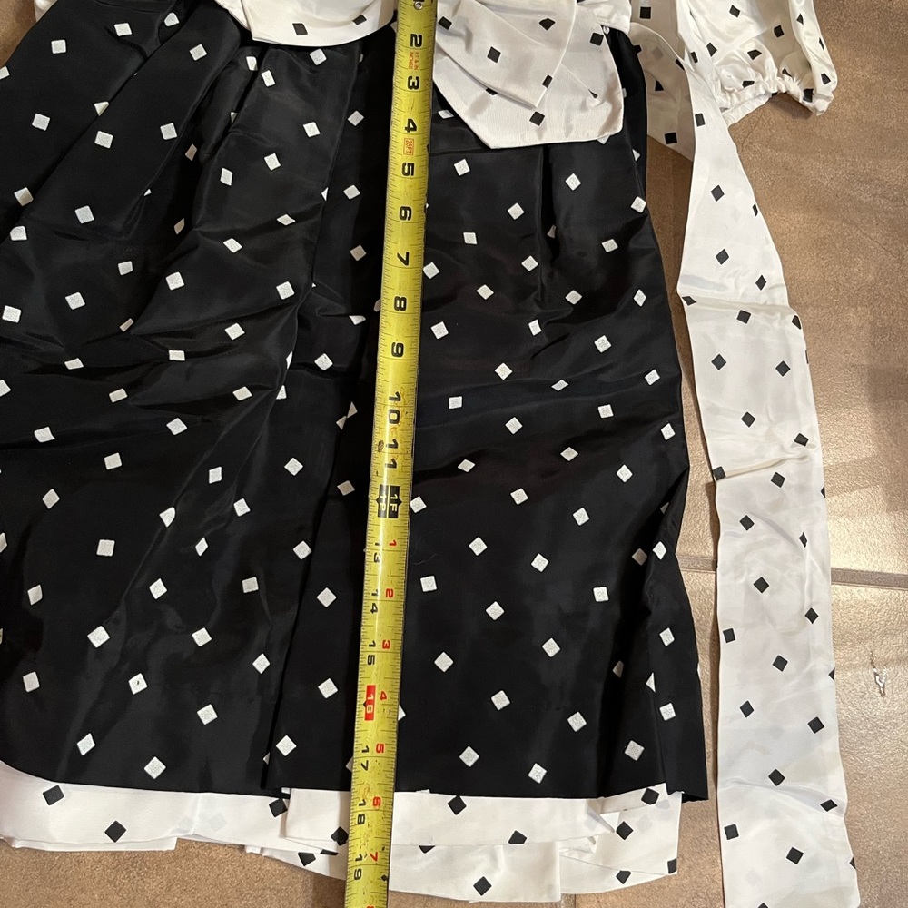 Ruffle polka dot dress - Picture 10 of 10
